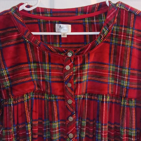 Aria Collection 4X Red Plaid Ultra-Soft Nightgown With Pockets Christmas - Picture 3 of 5